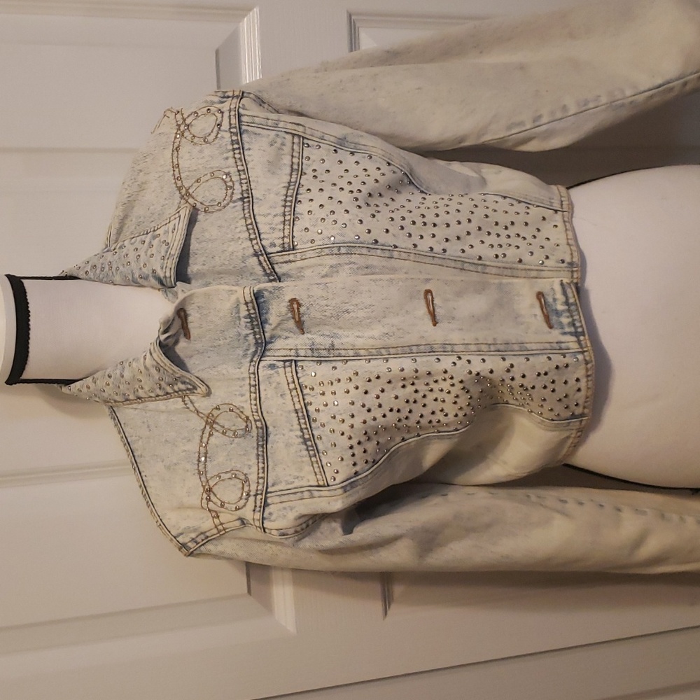 Crop jean jacket med